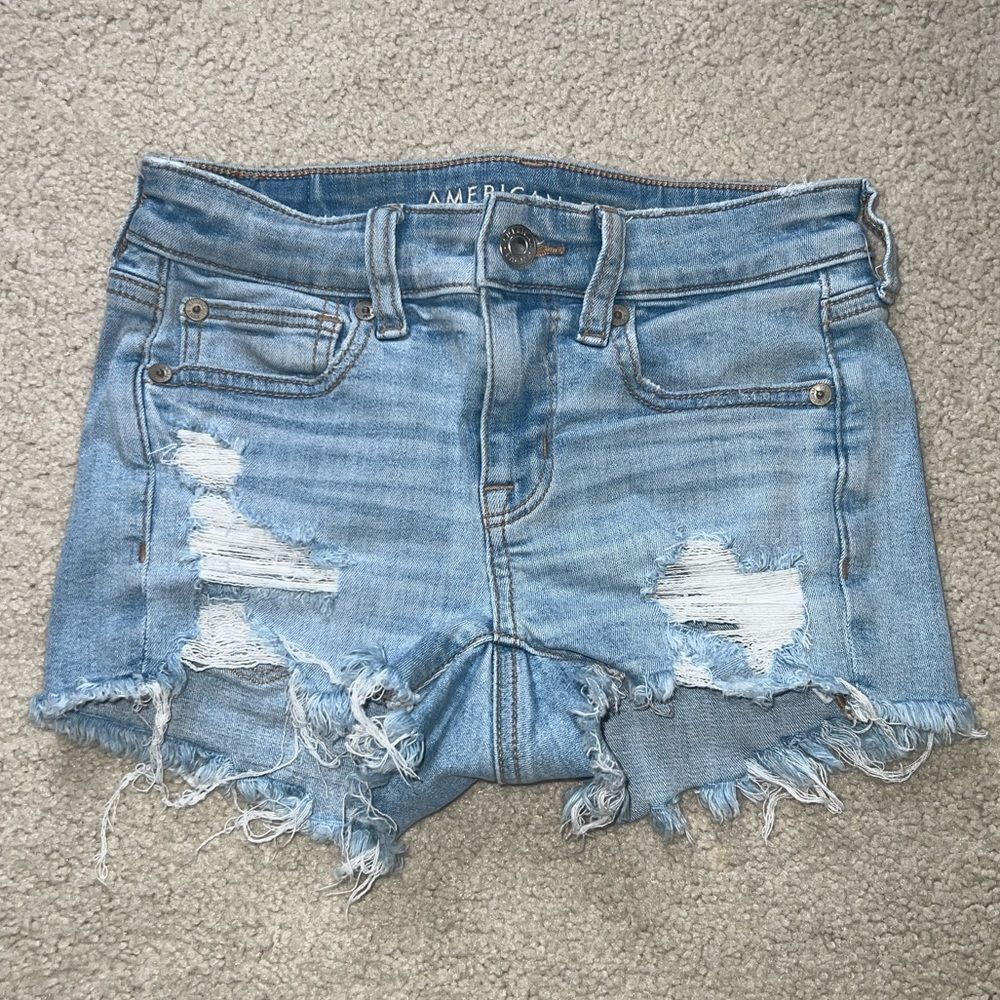 AE Low Rise Distressed Shorts, Size 00